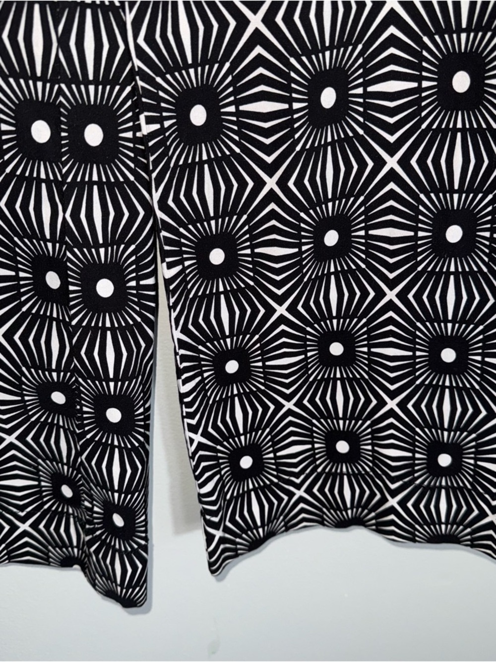 Maeve Anthropologie Geometric Print Wide Leg Pants-Black White-Size 24P Petite - Picture 4 of 10
